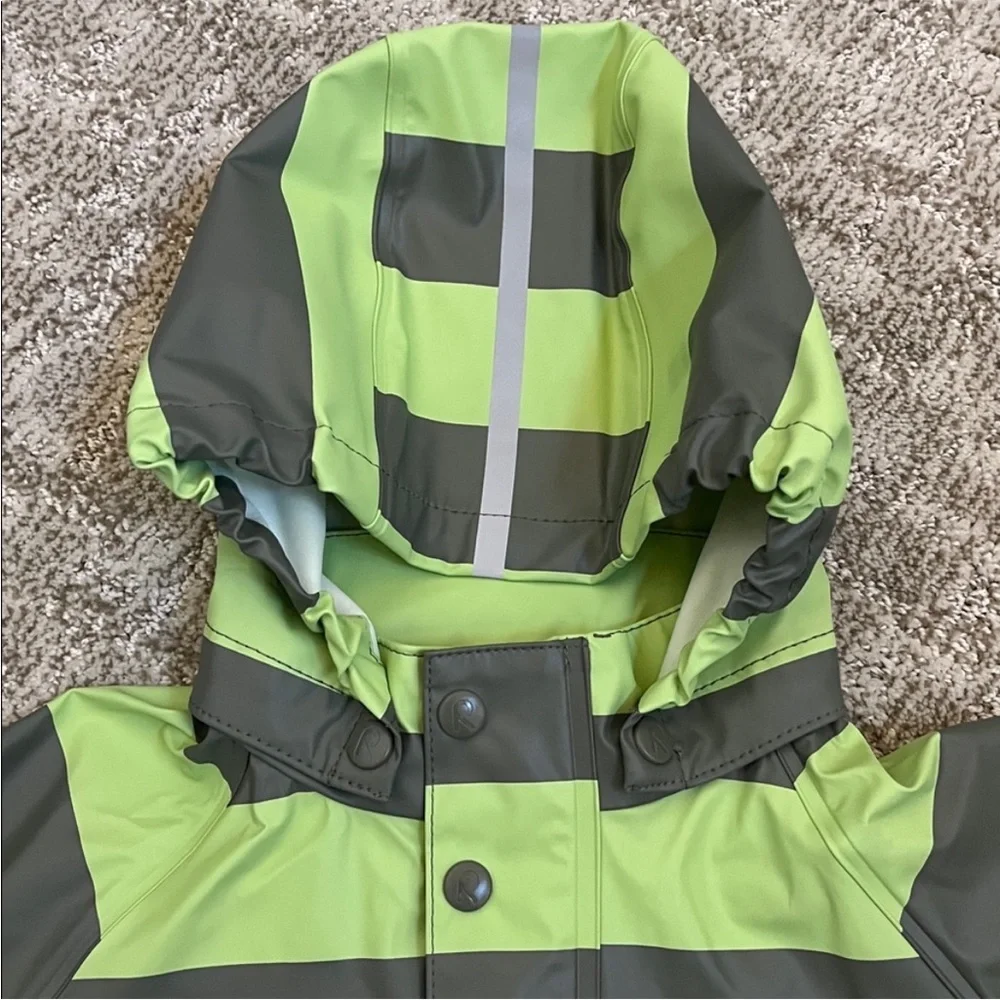 Reima Kids' Vesi Raincoat in Greyish Green Stripe - Picture 6 of 10